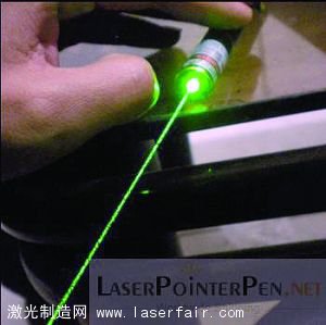 激光筆對兒童眼睛傷害巨大。